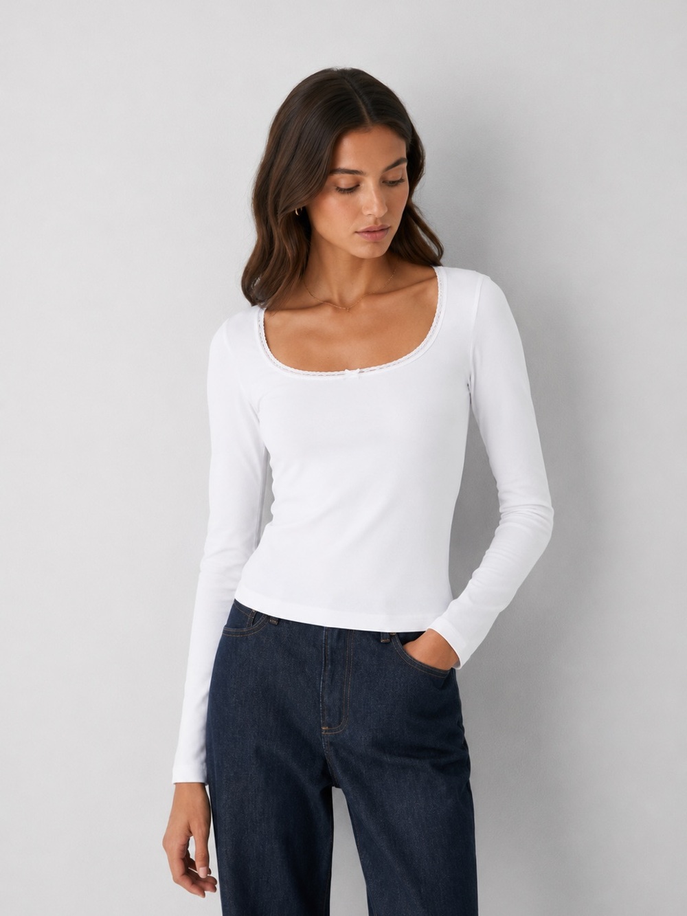 Aritzia Sunday Best Chill Halfmoon Longsleeve Scoop Neck Top NWT White Size L